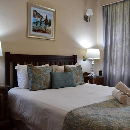 King'S Highway Guest House Съмърсет Уест Екстериор снимка